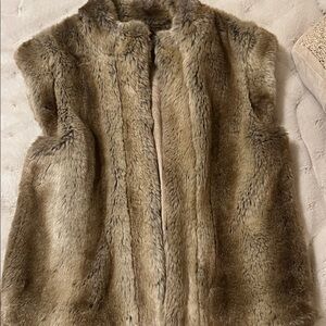 Madison Faux Fur Vest in Brown